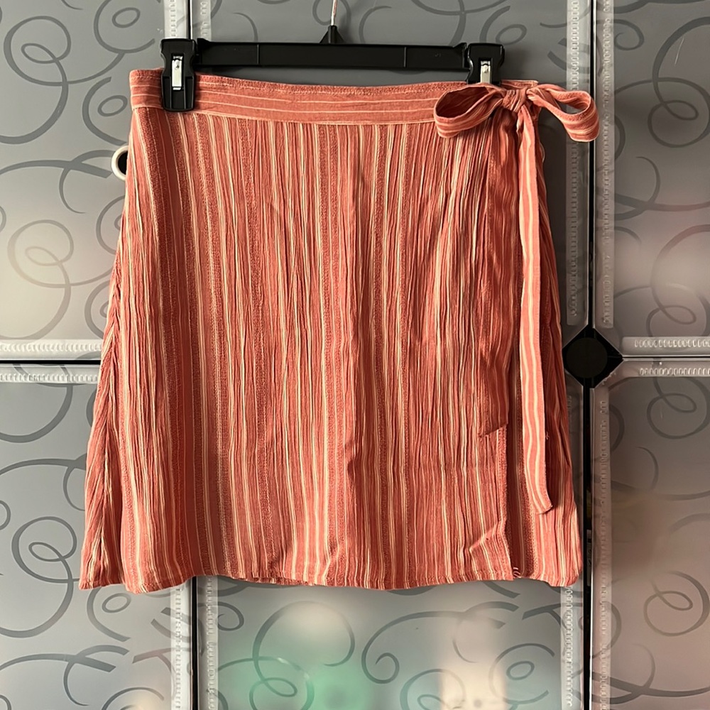 American Eagle wrap skirt